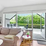 2 Bedroom Lovely In