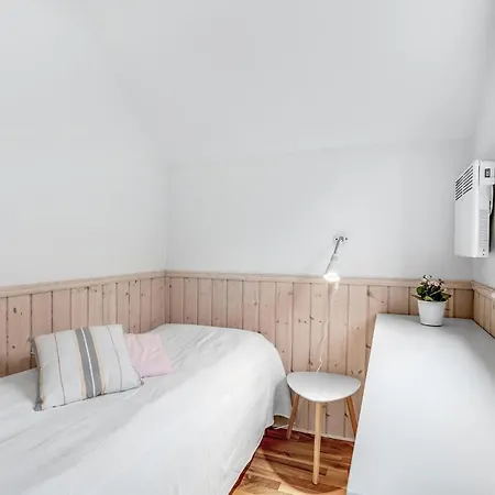 2 Bedroom Lovely In Hemmet